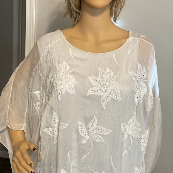 Lace 100% Silk Blouse OS - Picture 2 of 8